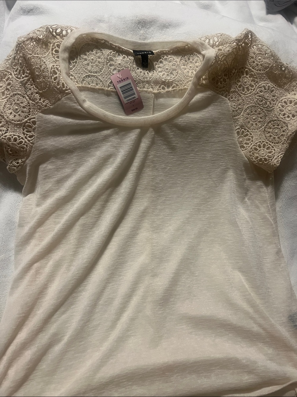 Crochet sleeved tee